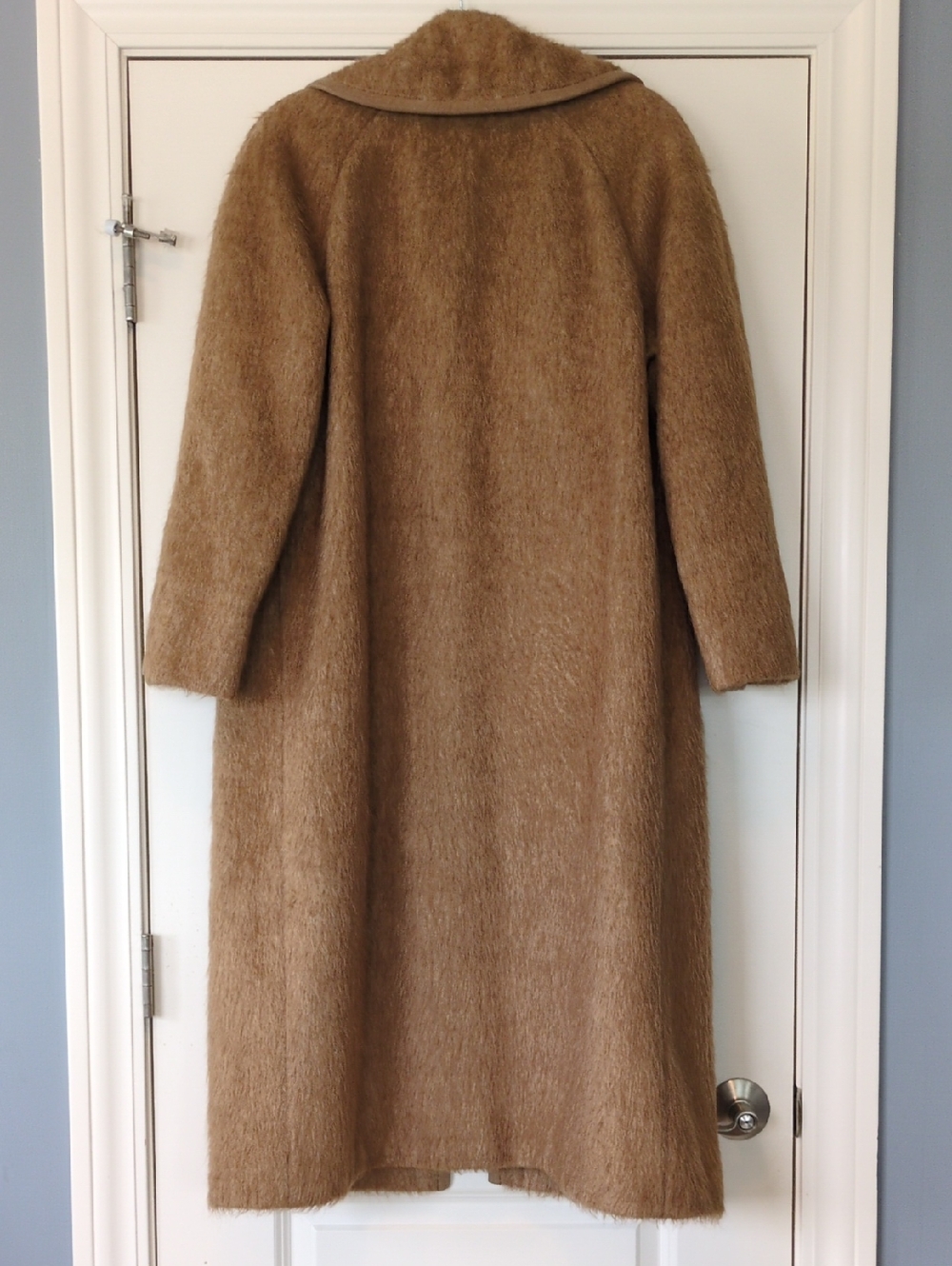 Vintage Women's Long Camel Wool Coat - Tan - Picture 6 of 9